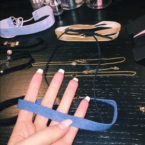 12 chocker necklaces